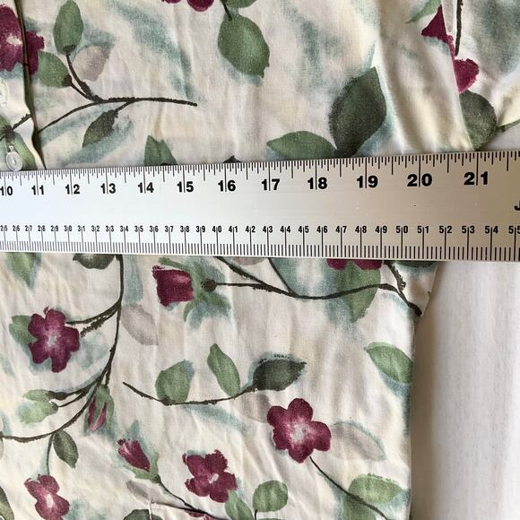 PL Uniform Women Short Sleeve Nurse Blouse size XS, Floral White Green Red - Picture 3 of 8